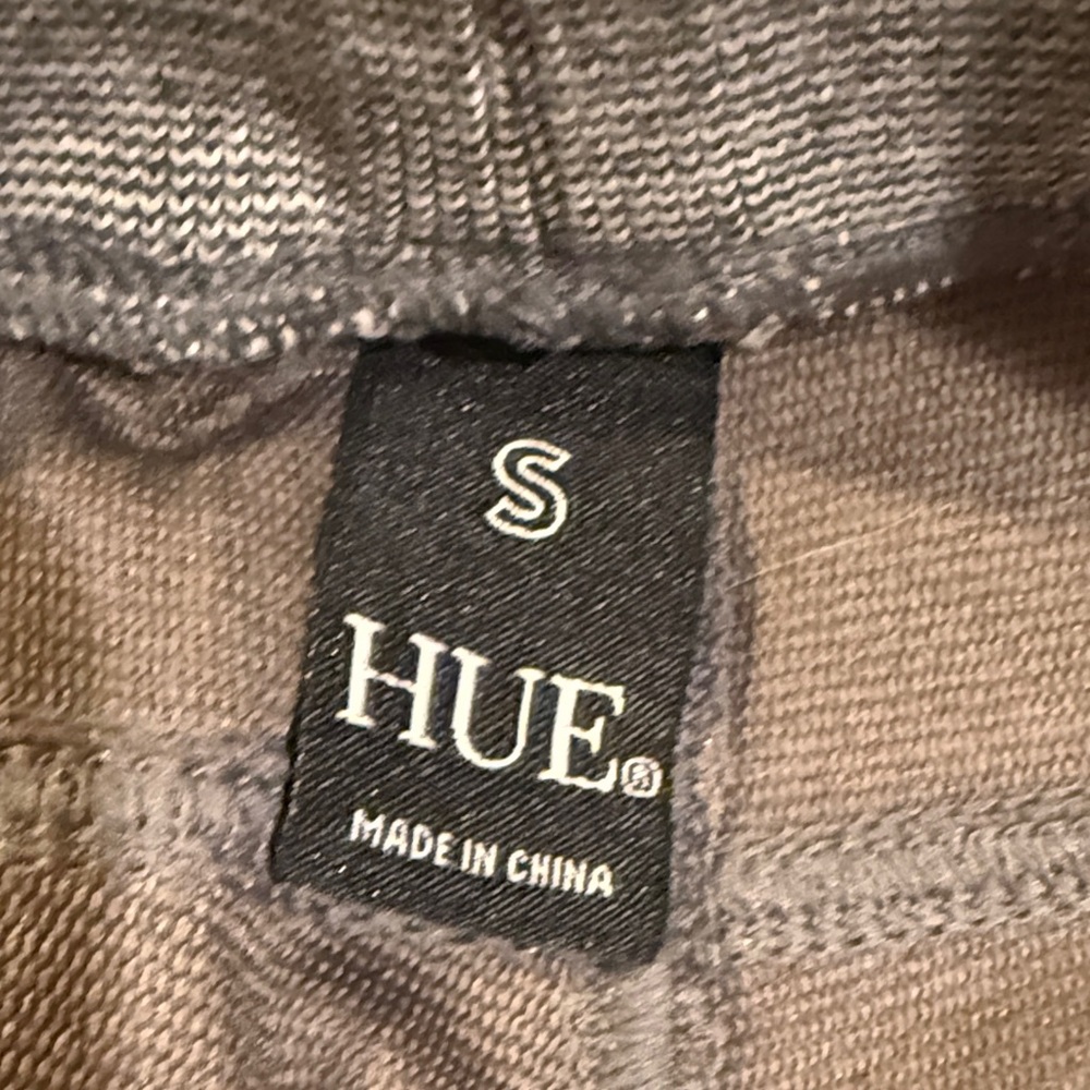 Hue Gray Knit Sweatshirt denim pull on small pewter